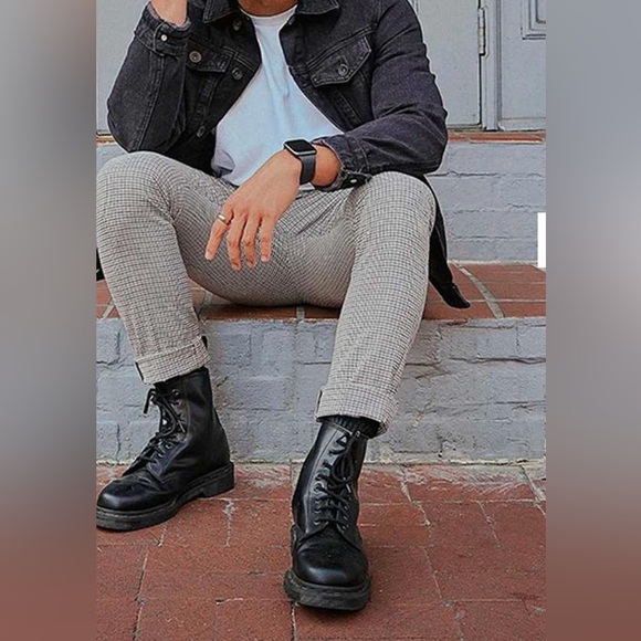 Dr. Martens Black Ankle Boots - Picture 1 of 16